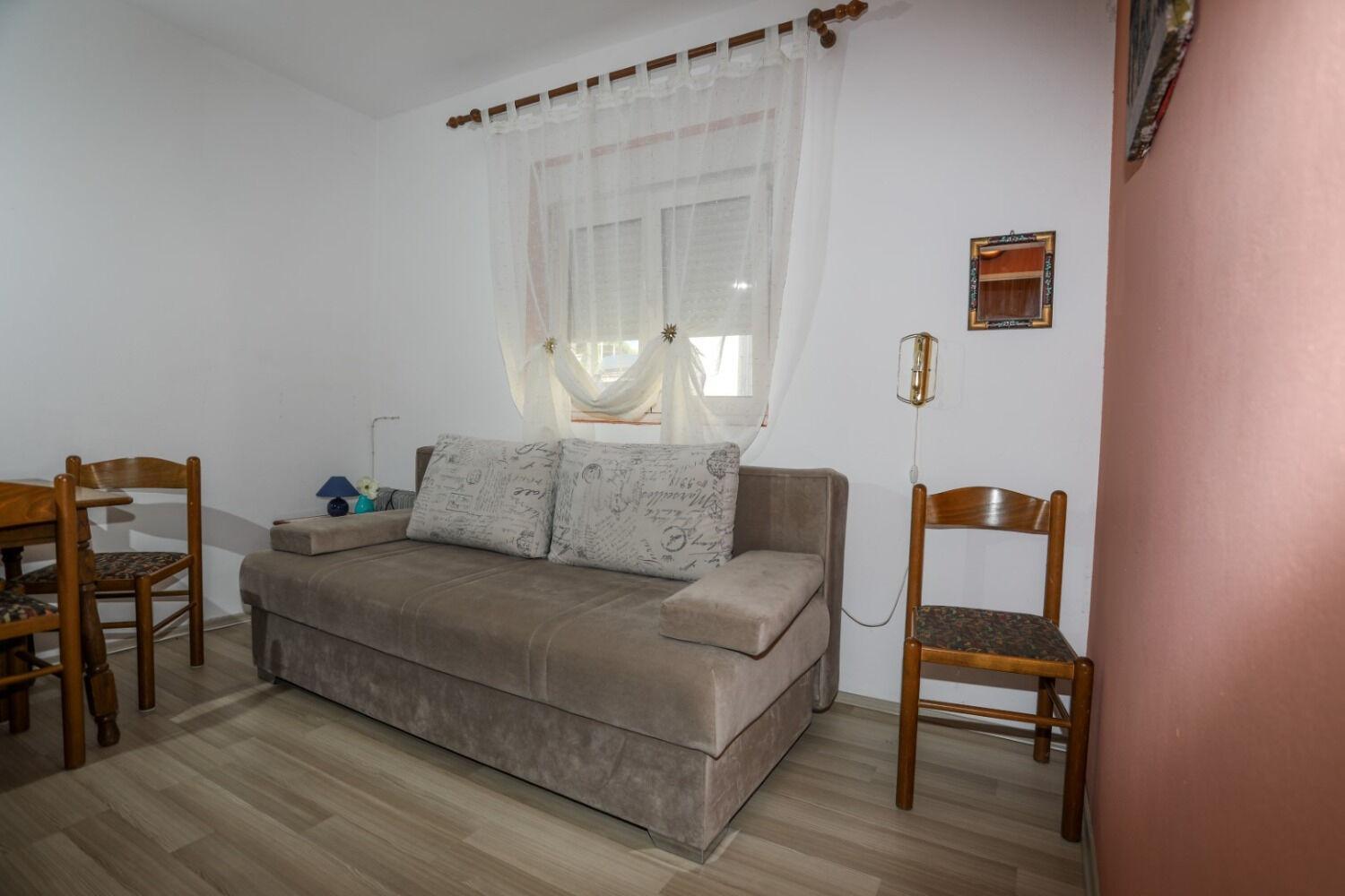 Apartment And Rooms Marlene Μίλνα Εξωτερικό φωτογραφία